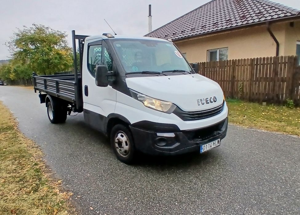 Iveco Daily basculabil cu klimă