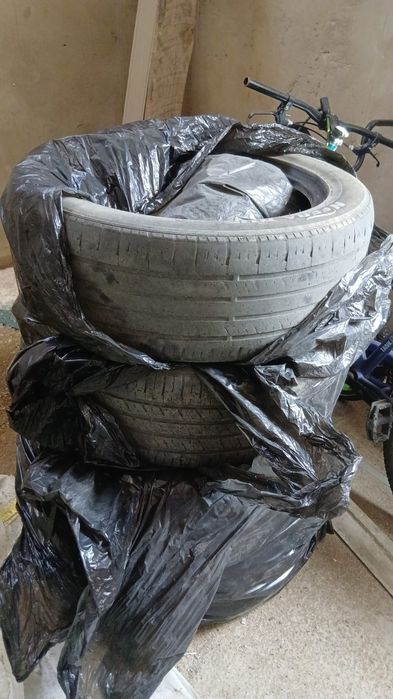 Продам б/шыны 225/55 R18