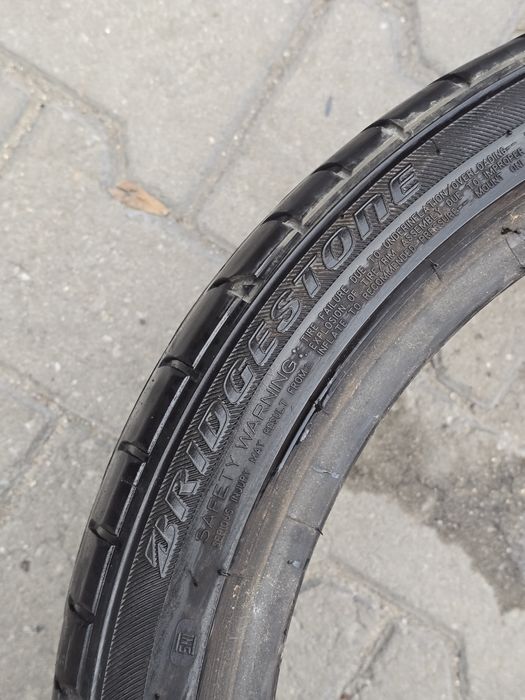 215 40 17 Bridgestone