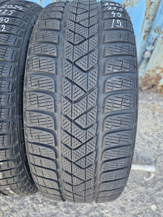 Anvelope Iarnă 225.40.19 Pirelli Runflet An 2024 Profil peste 7,5 mm grosime