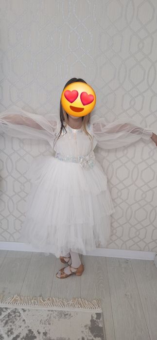 Продам платье на девочку