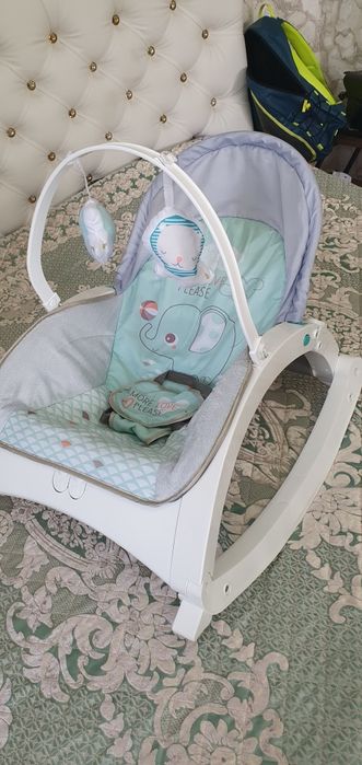 Продам шезлонг 3в1