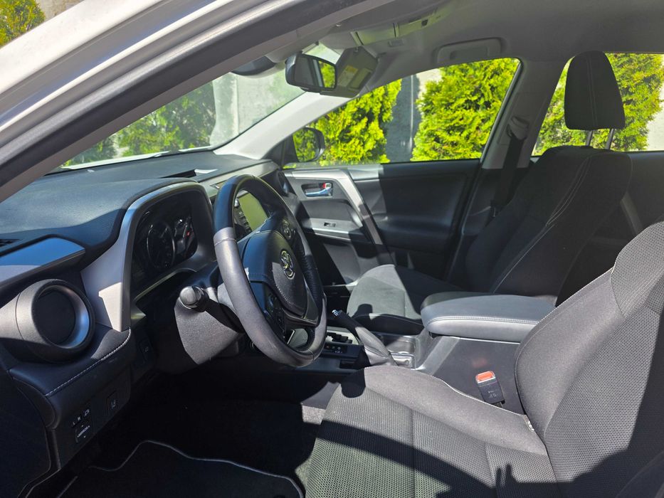 TOYOTA RAV4 2017 — imagine 4