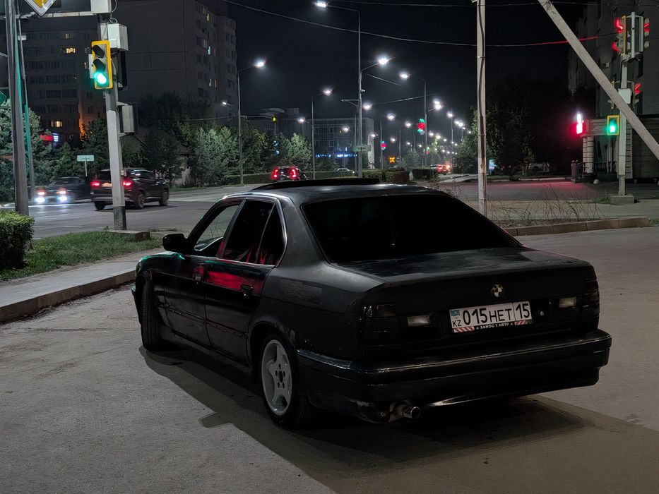 BMW E34 M50B25 На ходу, без вложений.