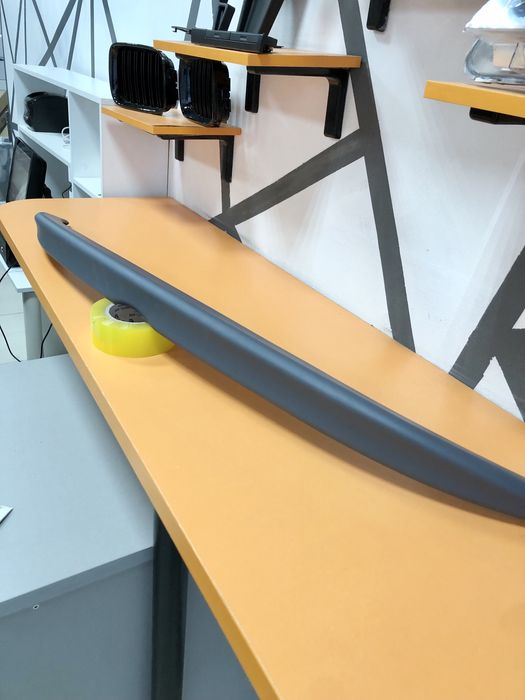 Спойлер на багажник Камри 40 45