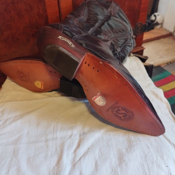 Ботуши Sendra нови 41