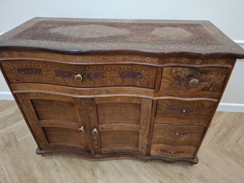 Комод из индийского палисандра (Rosewood), ручная резьба, инкрустация