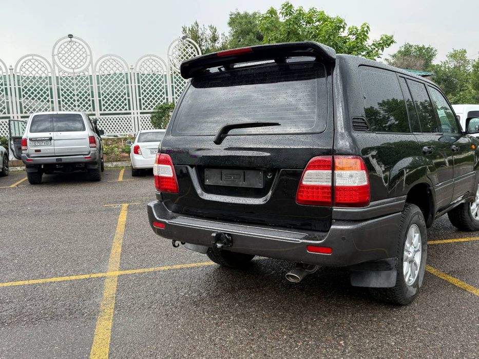 Toyota lexus lx 470