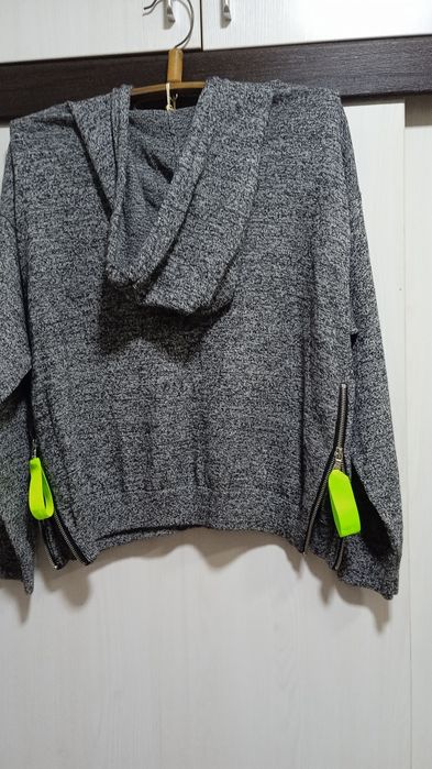 Свитер женский  Lisa Tood