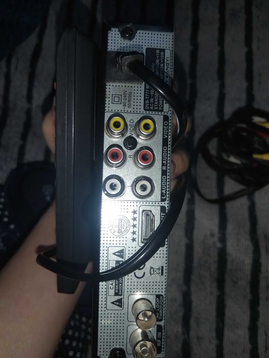 Продам ТВ приставку