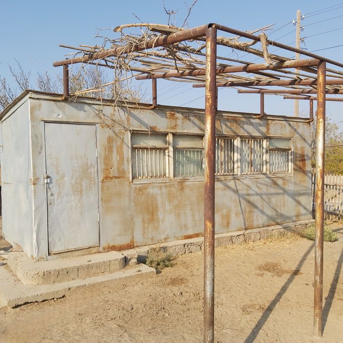 Сотилади участкa яшаш учун вагончи билан. Дача Юбилейная