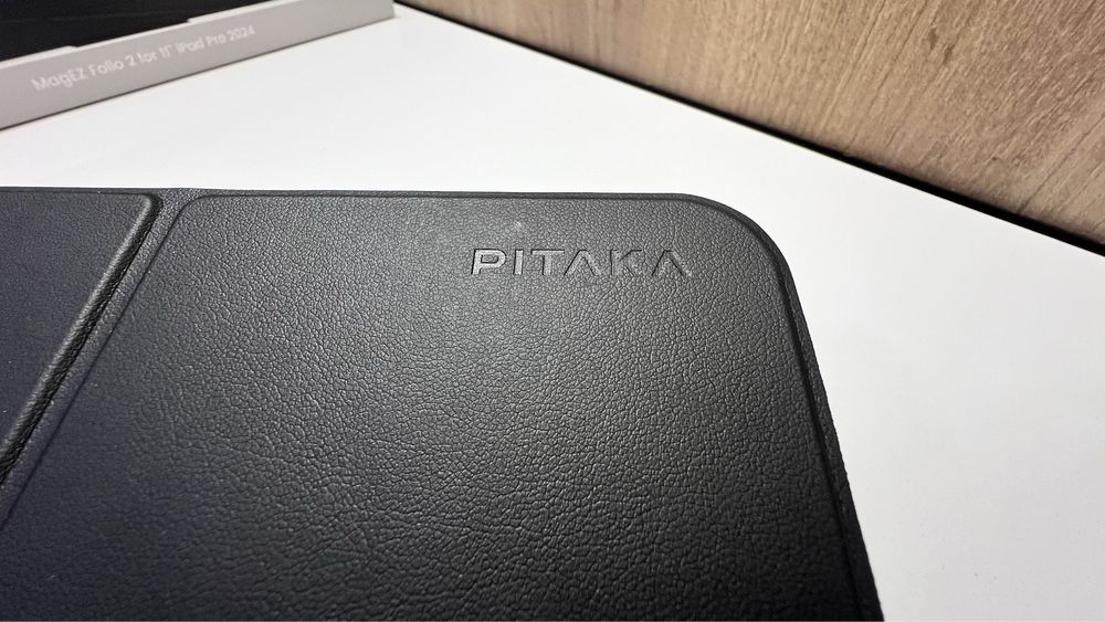 Pitaka Magnetic Folio Case for iPad Pro 2024, 11’