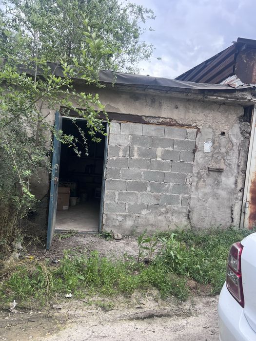 Продам Гараж в грессе.