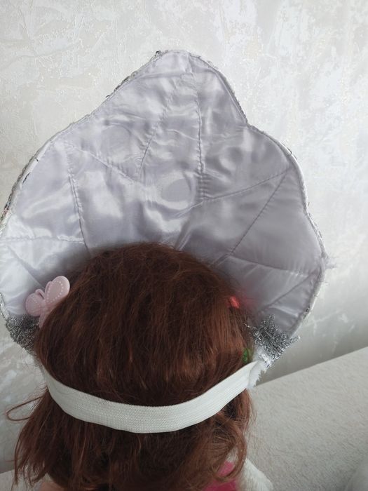 Продам костюм Снегурочки