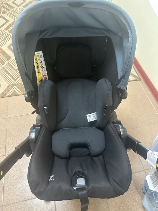 Продам DOONA X ( коляска  и автокресло )