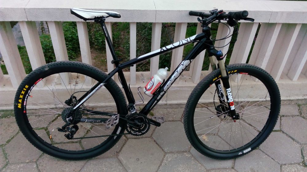 Гуми Maxxis Ikon 29x2.20 (65 PSI) - 2 бр.