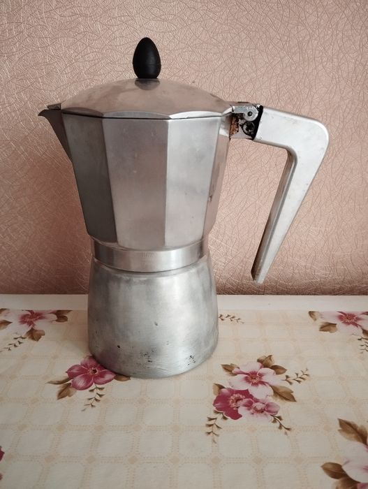 Кофеварка гейзерная