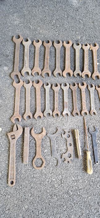 Продам различные инструменты (ключи, итд)