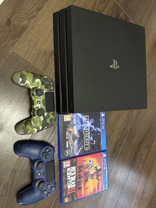 Vand ps4 pro + 2 joystick-uri