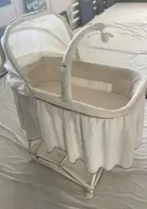 Продаётся люлка кровать для малыша