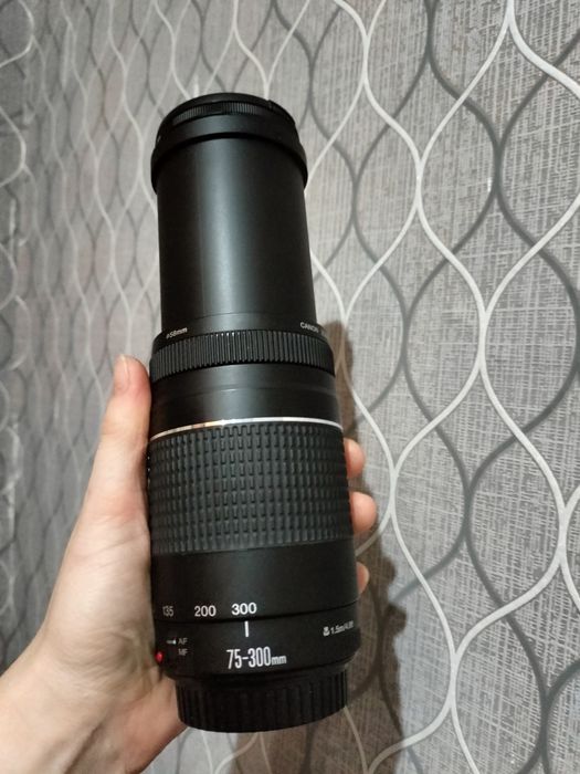 Объектив на Canon