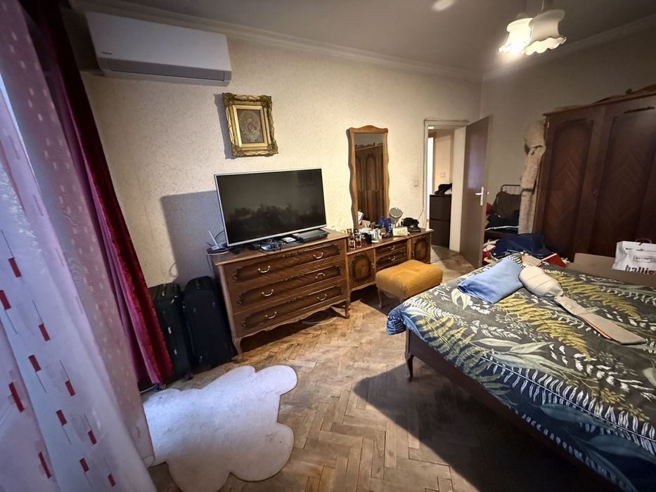 Тристаен апартамент на отлична локация! ж.к. Бъкстон!