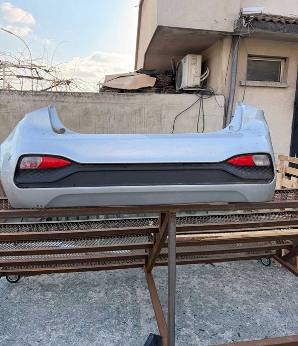 Задна Броня Hyundai I20 II Lift 17-21 комлетна с греда