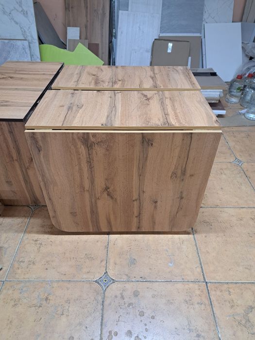 Продам стол книжку