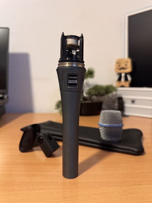 Vând microfon Shure Beta 87 – prima serie, Made in U.S.A.