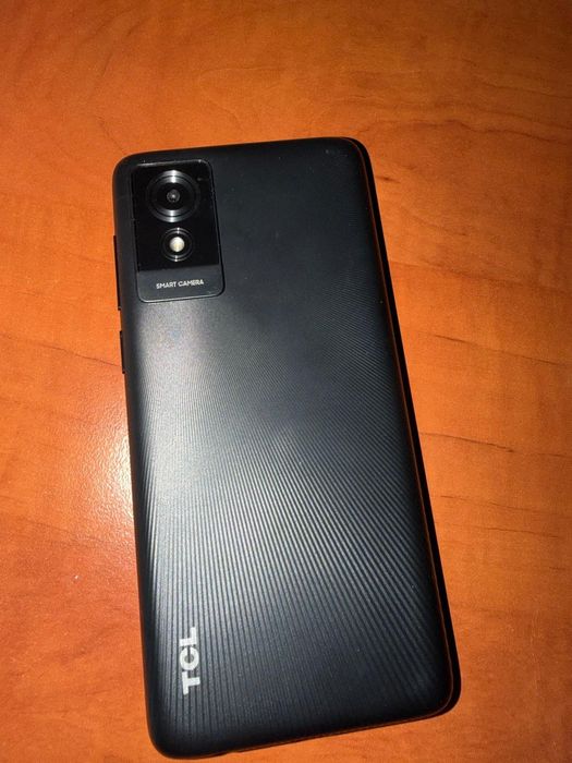 Telefon mobil TCL 501,2GB RAMPrime  Black