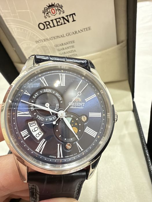 Часы Orient можель RA-AK0011DOOC