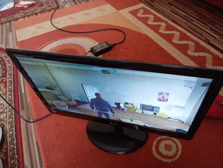 Monitor led LG 21.5" e2250v