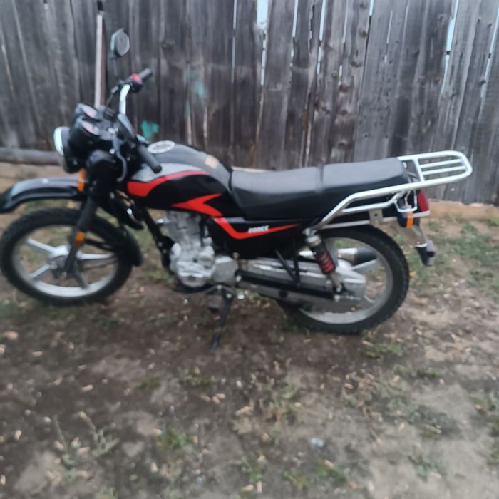 Продам мотоцикл Кулагер 200 кубов