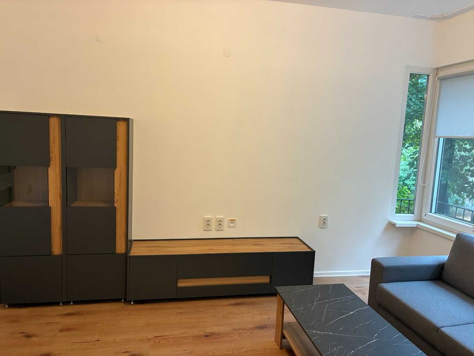 Дава се под наем Двустаен апартамент в Ботевград - 65 кв.м за 612 € - Снимка #4