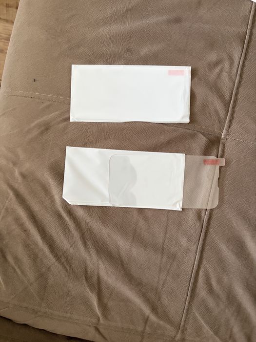 5 калъфа + 2 протектора за iphone 13