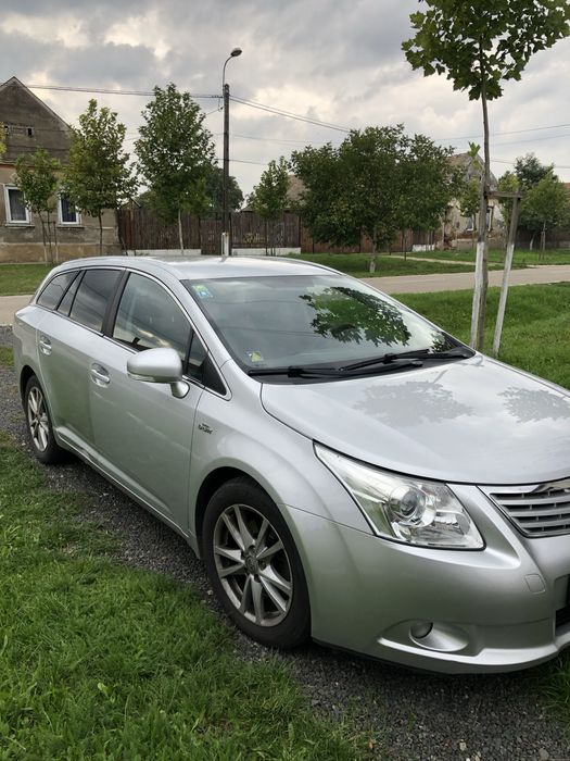 Toyota Avensis 2.2 d-cad automatic