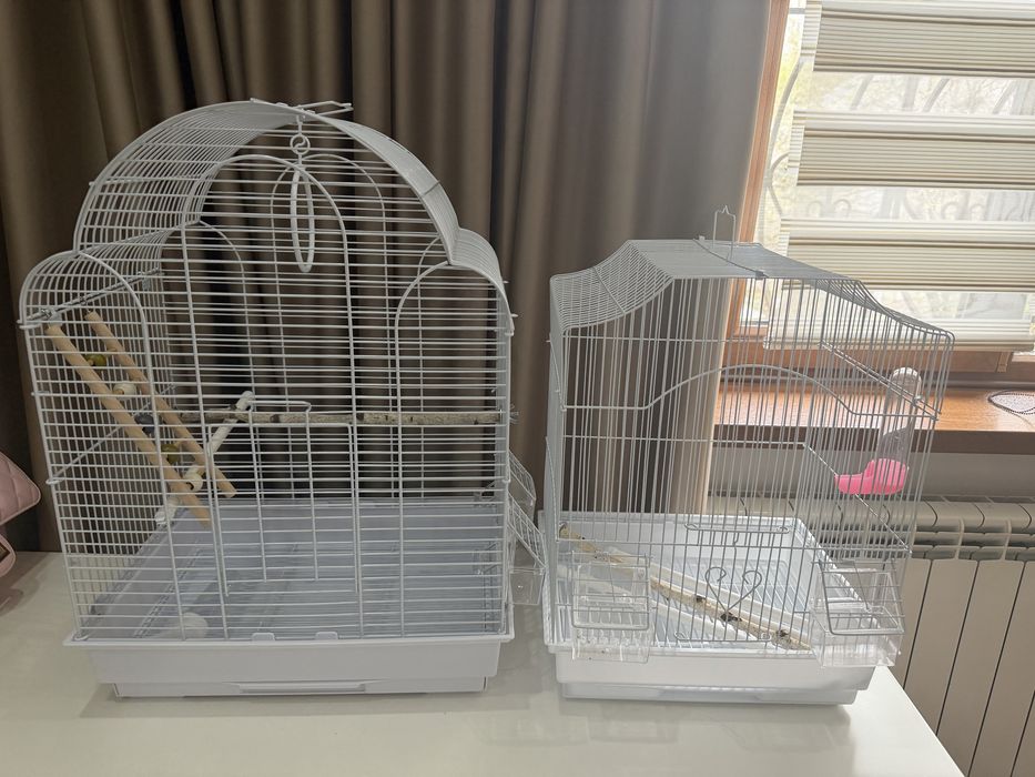 Продам клетку для попугаев !