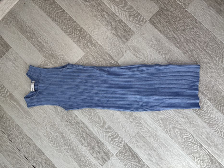 Платье голубое Bershka