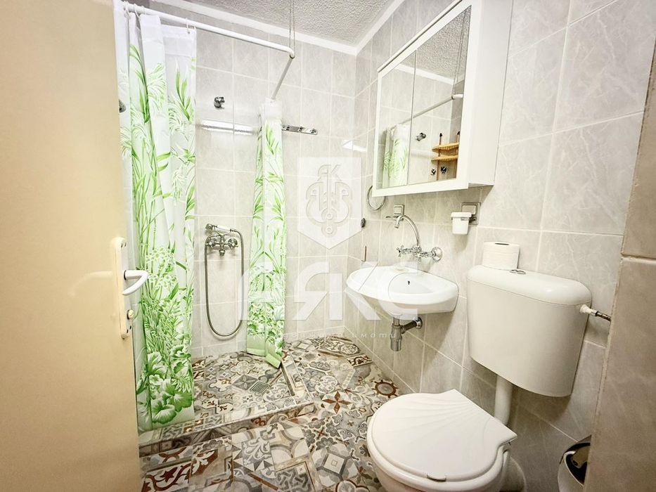 Дава се под наем Тристаен апартамент в София, Връбница 2 - 75 кв.м за 510 € - Снимка #10