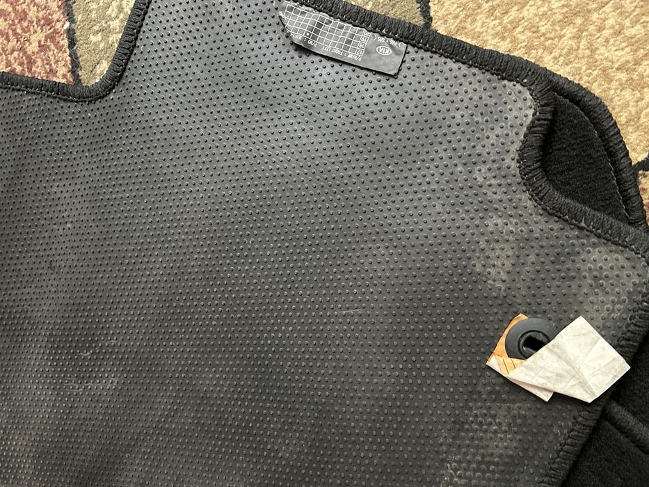 Оригинальные коврики на Kia Soul до 2019