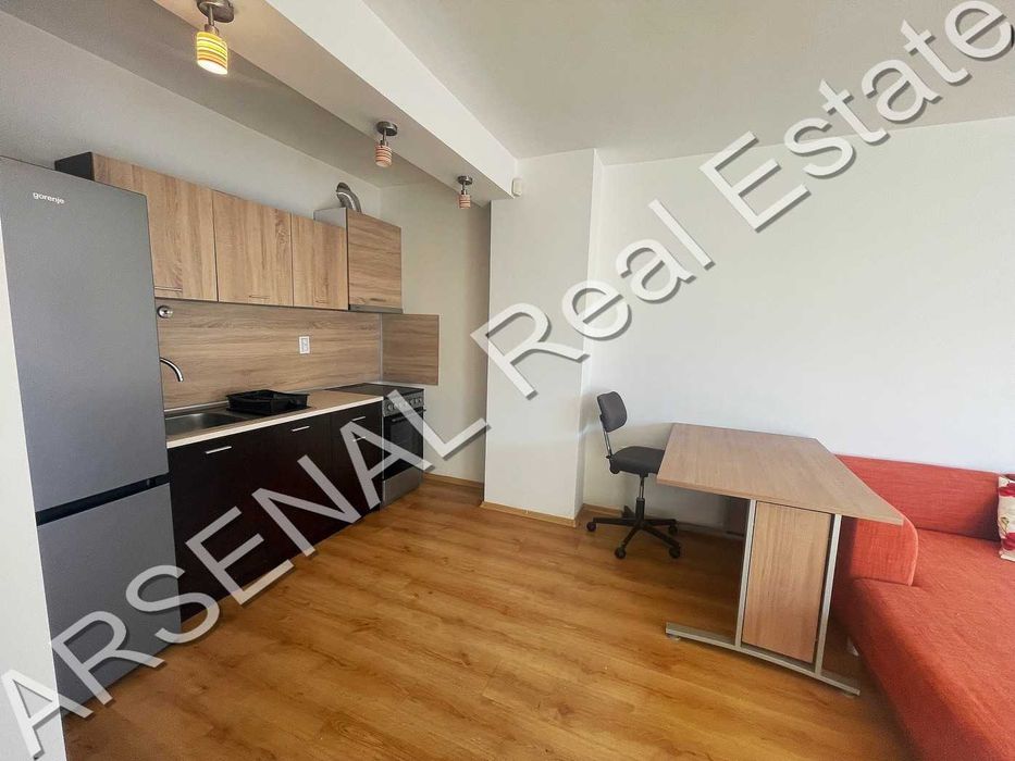 Дава се под наем Тристаен апартамент в София, Лозенец - 89 кв.м за 698.19 € - Снимка #1