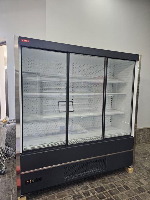 Холодильник витрина в наличии