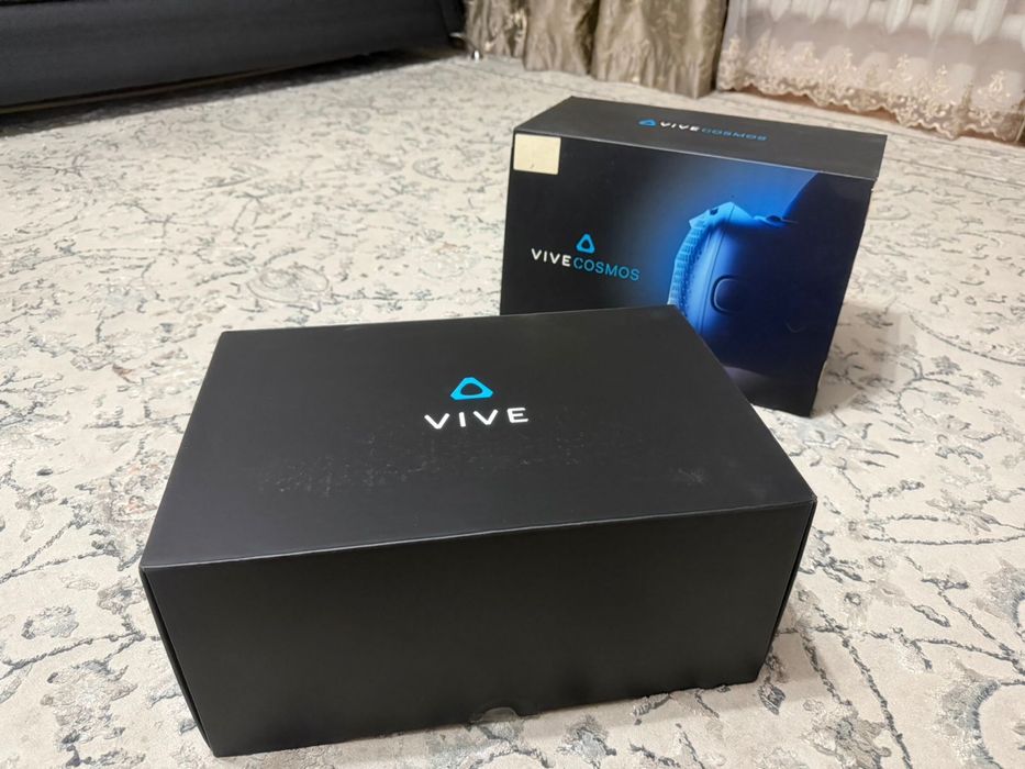 Vr очки vive cosmos виртуальна реальность