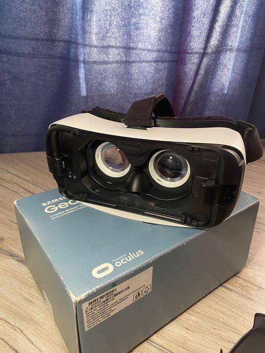 Samsung Gear VR виртуальные очки