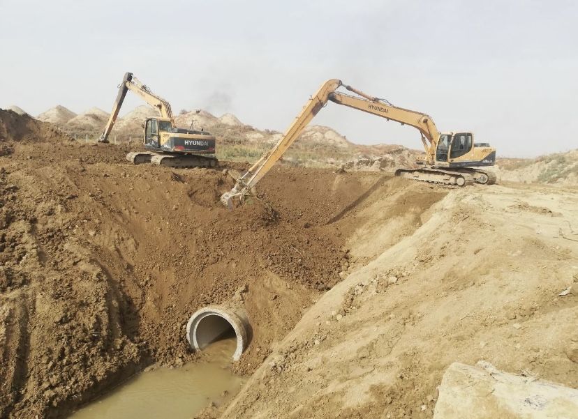 Экскаватор услуг Стрела 16 метр.  Котлован Чистка Зовур Закан