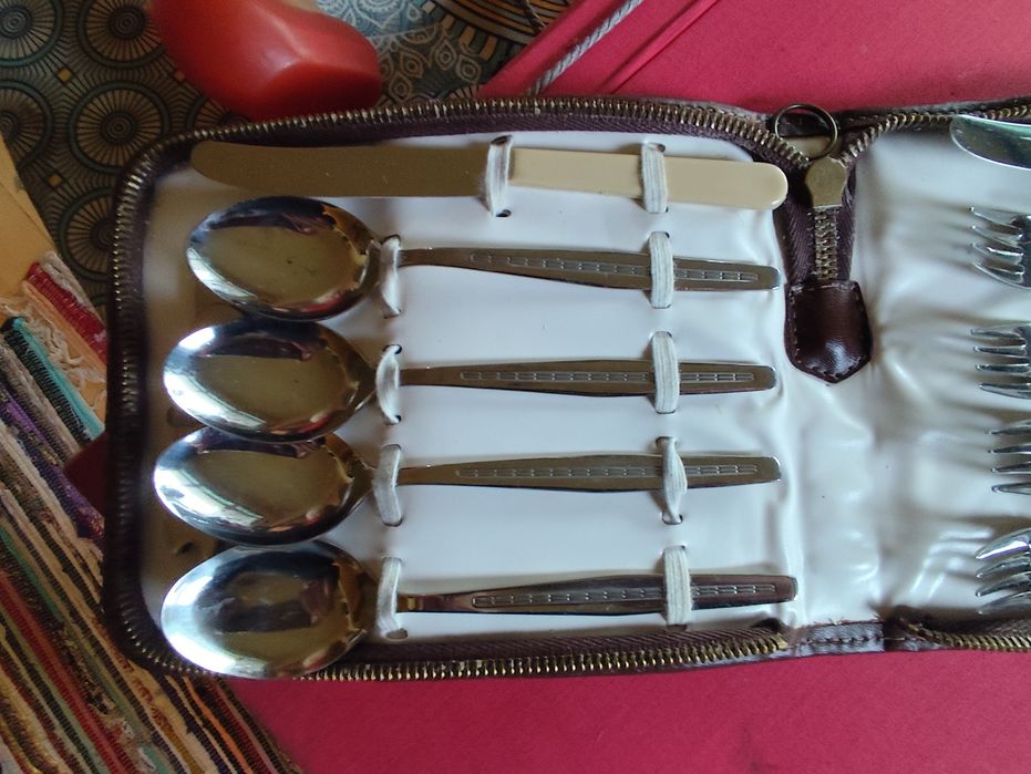 Комплект за хранене Петко Денев