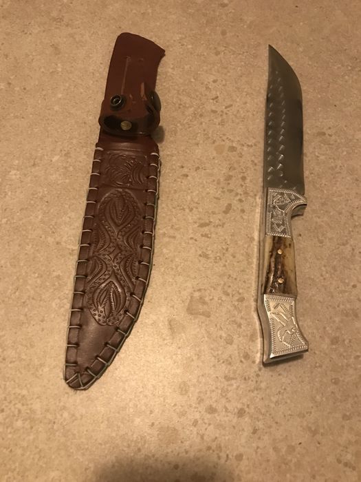 Cutit vânătoare lucrat manual