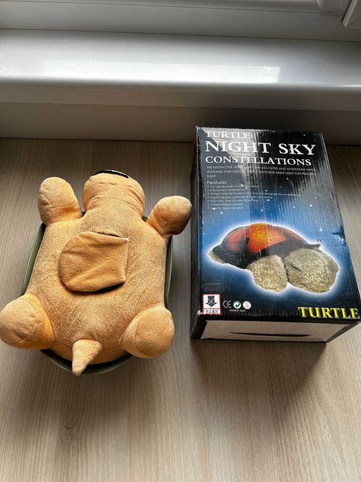 Продавам детска музикална нощна лампа Костенурка