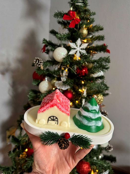 Ръчноизработени коледни свещи