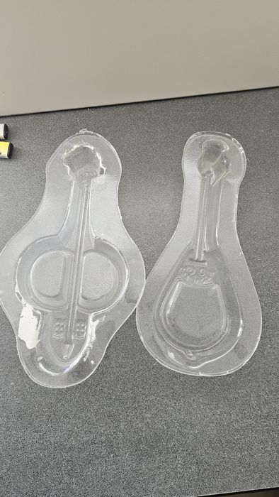 Молды новые , б/у